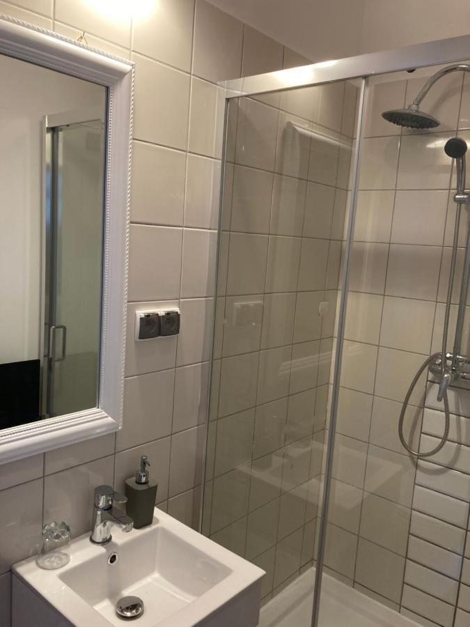 Villa Italiana Pokoje Z Prywatnymi Lazienkami & Odnowa Biologiczna Гдиня Екстериор снимка